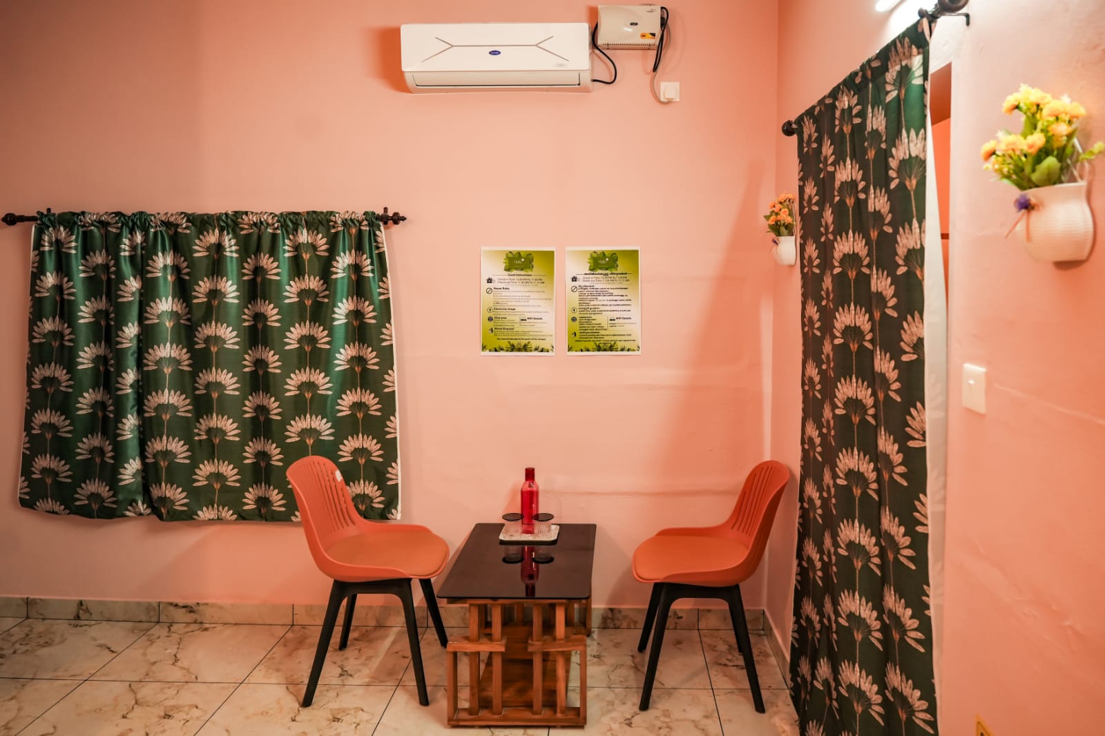 Family Room seating area at Nello's Home Stay